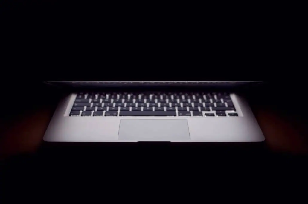 Oversharing on the Internet and How to Get over an Embarrassing Moment 10 Oversharing on the Internet and How to Get over an Embarrassing Moment
