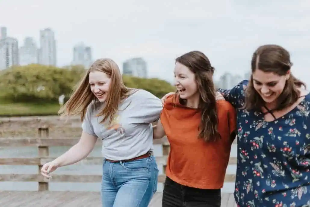 How Socializing Helps the Brain 8 How Socializing Helps the Brain