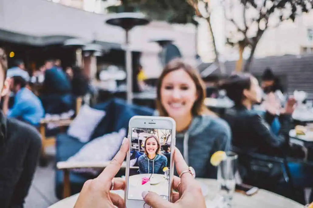 Social Media Might Be Giving You Imposter Syndrome. Here’s How to Stop It. 3 Social Media Might Be Giving You Imposter Syndrome. Here’s How to Stop It.